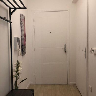 Appartement 1 pièces 780 €