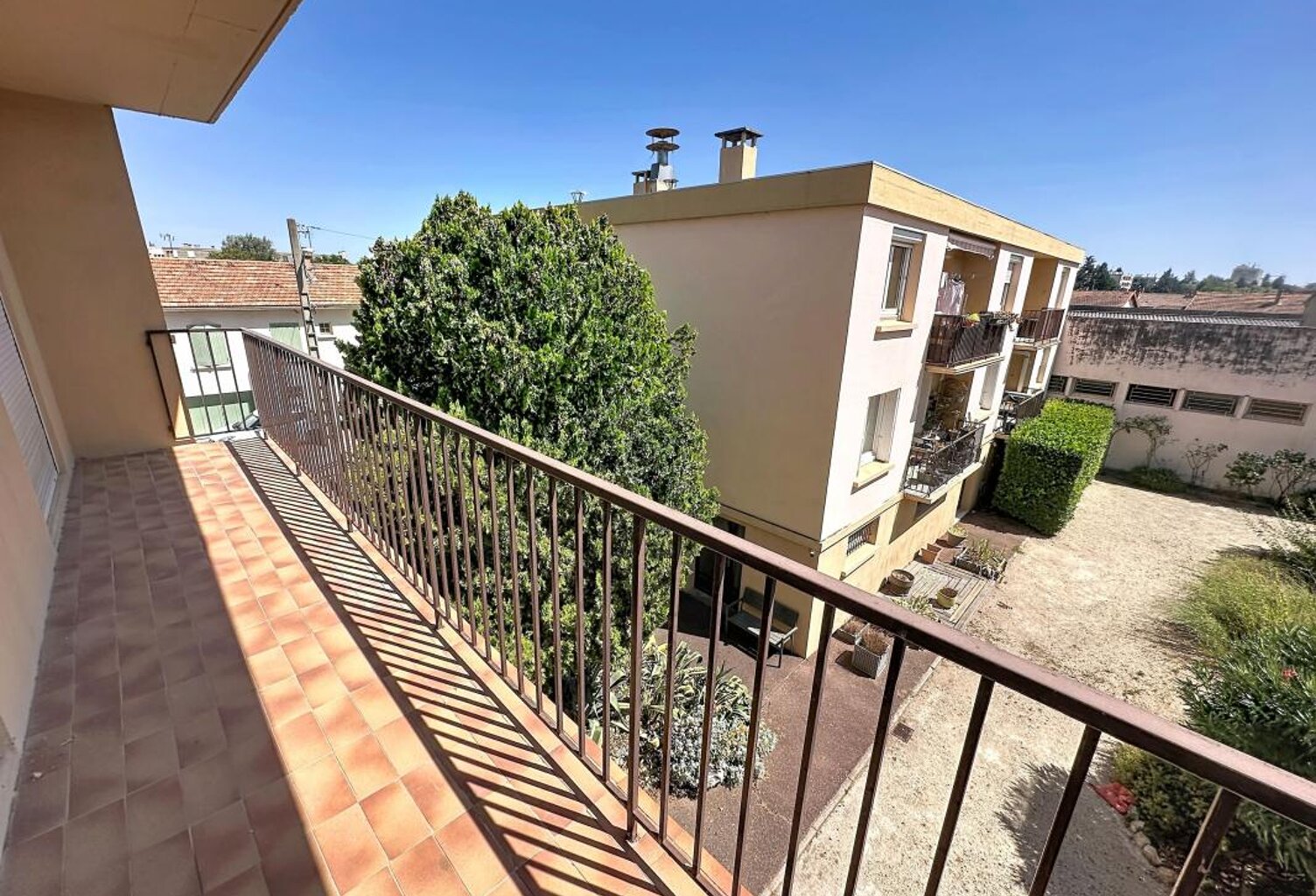 Appartement À Vendre 4 pièces, balcon, cave, garage, Avignon Extra-Muros — photo 1