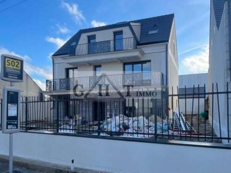 IMMEUBLE A VENDRE PONTAULT-COMBAULT — photo 1
