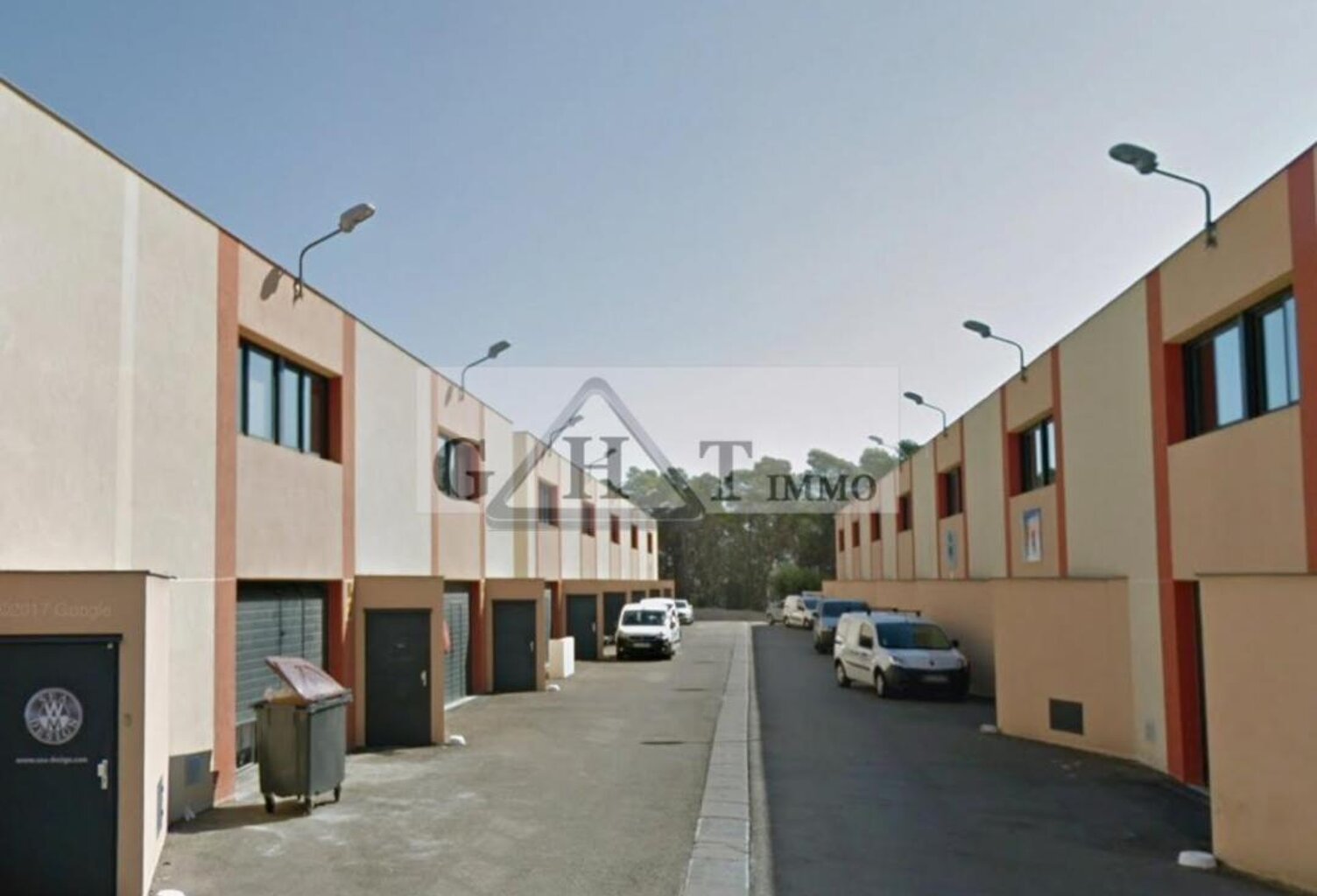 A LOUER LOCAL D'ACTIVITE DE 380 m² — photo 1