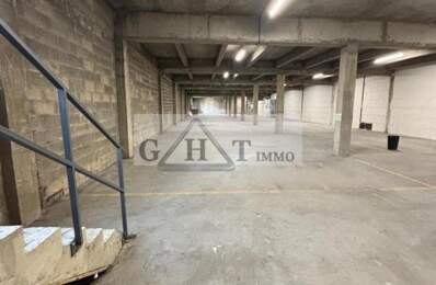 A LOUER 820 M² ENTREPOT ET BUREAUX AU BLANC MESNIL — photo du bien