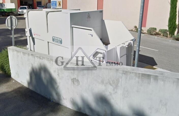 A LOUER LOCAL D'ACTIVITE DE 346 m² — photo 3