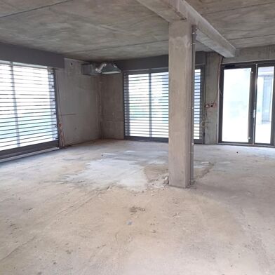 Commerce  580864 €