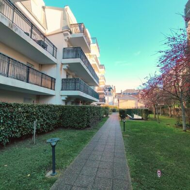 Appartement 4 pièces 270000 €