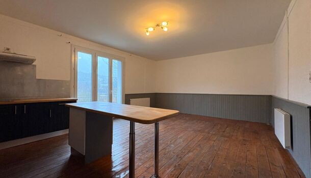 Appartement 3 pièces  à louer Cransac 12110