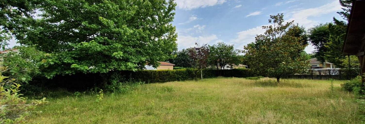 Terrain 930 m² à construire Saint-Médard-en-Jalles (33160)