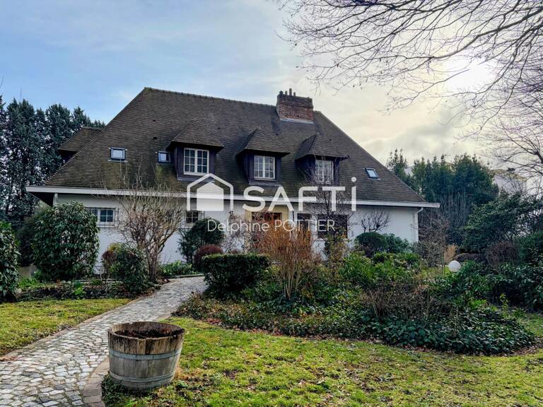 Maison de maître de 232m2 + sous sol total + maison indépendante de 44m2 — photo 1