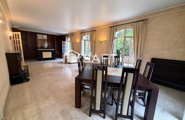 Maison de maître de 232m2 + sous sol total + maison indépendante de 44m2 — photo 4