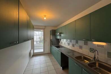 Appartement 4 pièces 1065 €