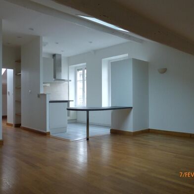 Appartement 2 pièces 788 €