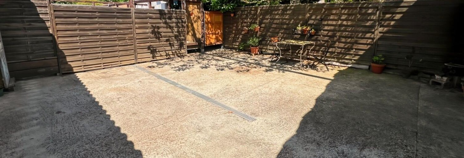Maison 10 Pièces 131 m² à vendre à Sanilhac-Sagriès (30700)