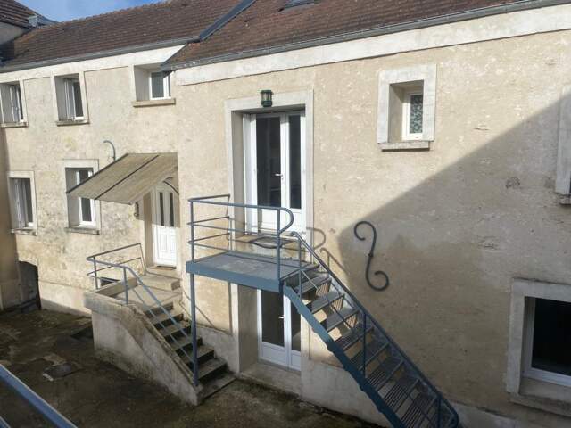 Appartement À Vendre — photo du bien