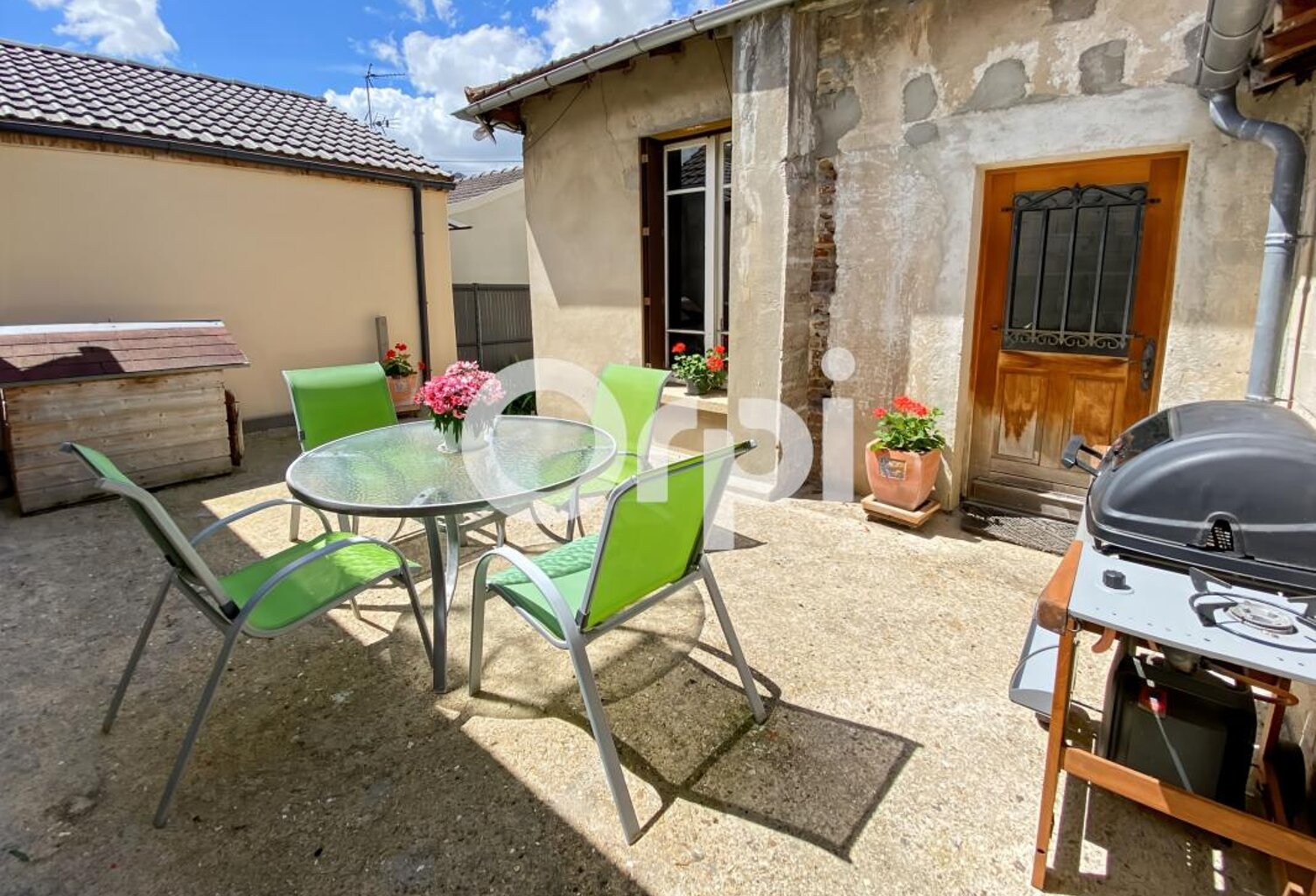Maison À Vendre — photo 1
