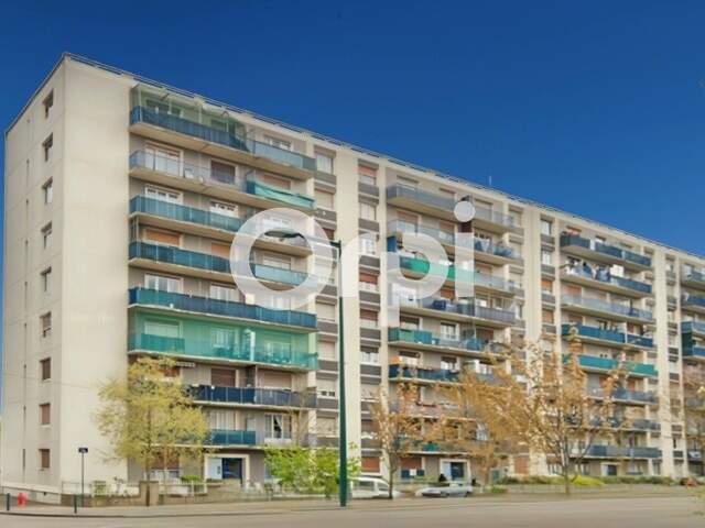 Appartement À Vendre — photo du bien