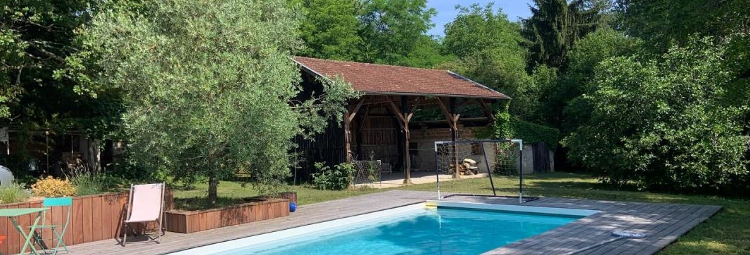 Maison 8 Pièces 273 m² à vendre à Saint-Genès-de-Lombaud (33670)