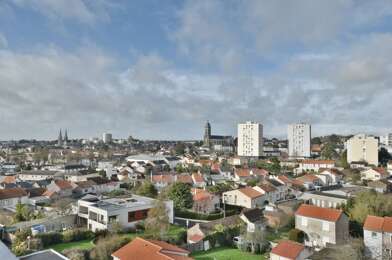 Appartement 4 pièces 143100 €