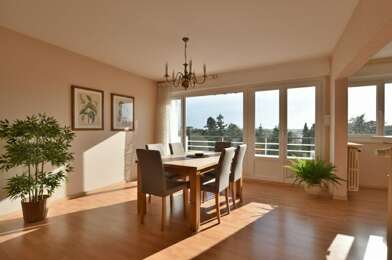 Appartement 4 pièces 143100 €