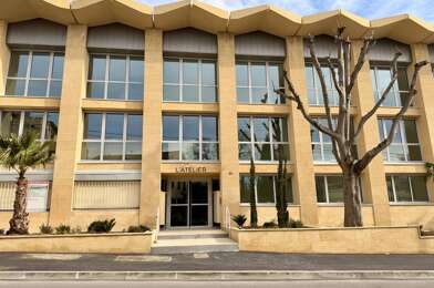 Commerce 1 pièces 901 €