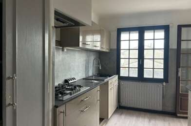 Maison 7 pièces 1290 €