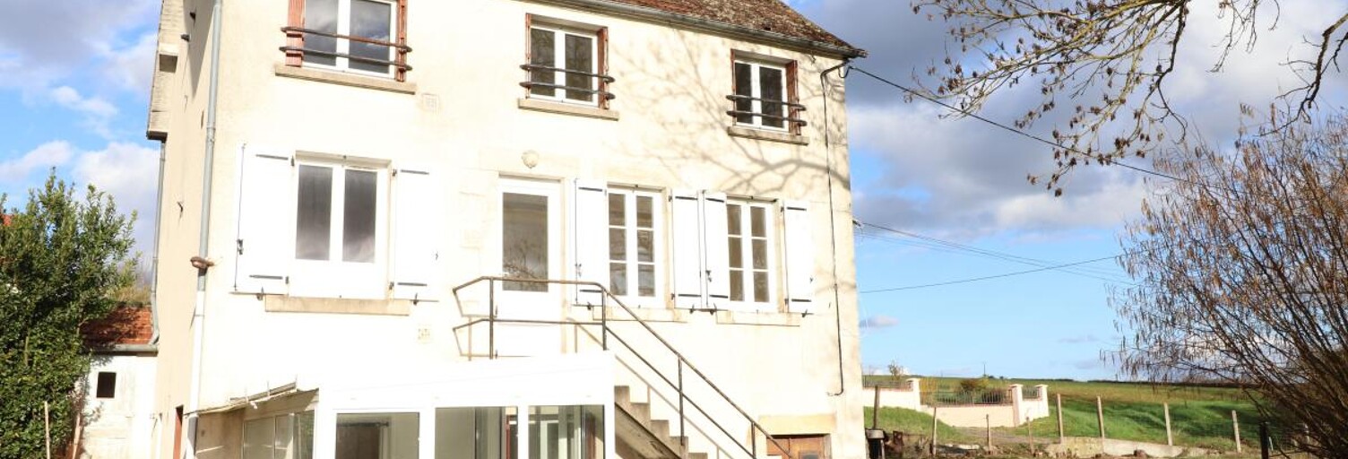 Immeuble  150 m² à vendre à Saint-Père (58200)