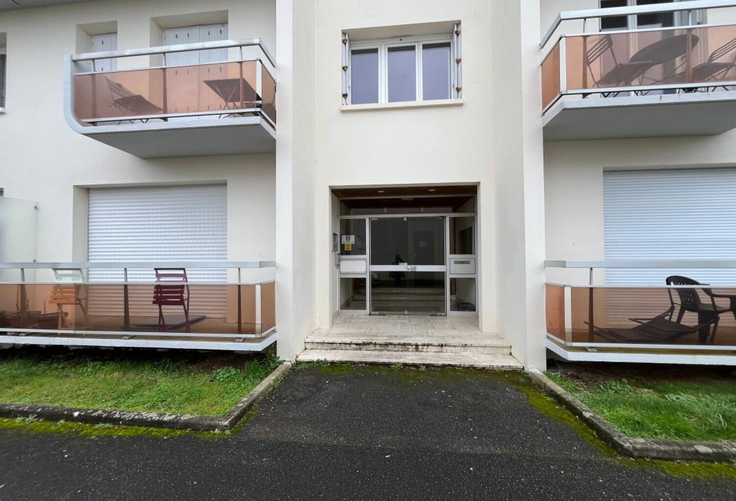 Appartement À Vendre — photo 1