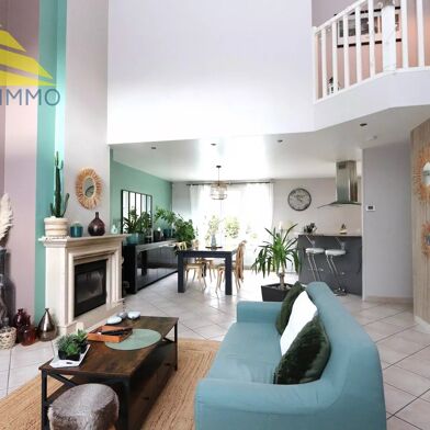 Maison 7 pièces 518000 €