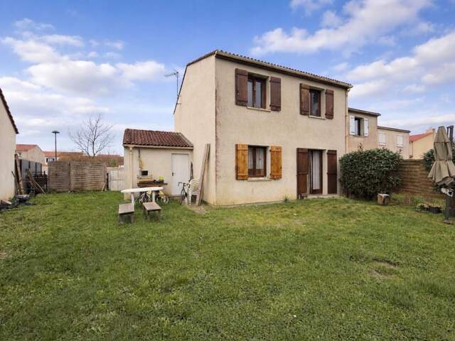 Maison À Vendre — photo du bien