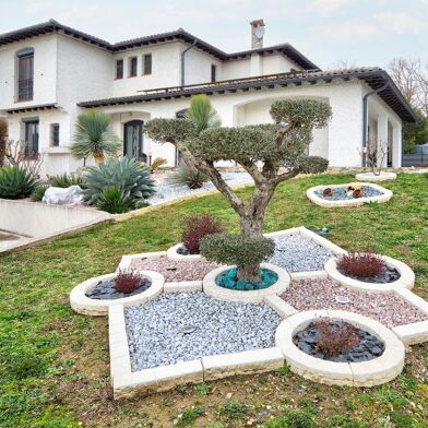 Maison 6 pièces 599500 €