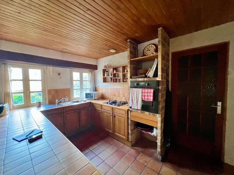 ASSÉRAC HYPER CENTRE | MAISON 160 M² + 2 MURS COMMERCIAUX LOUÉS | 9 840 €/AN — photo 1