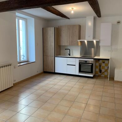 Appartement 3 pièces 535 €