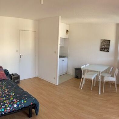 Appartement 1 pièces 350 €