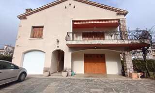 Maison 5 Pièces 161 m² à vendre à Laragne-Montéglin (05300)