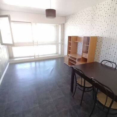 Appartement 2 pièces 582 €