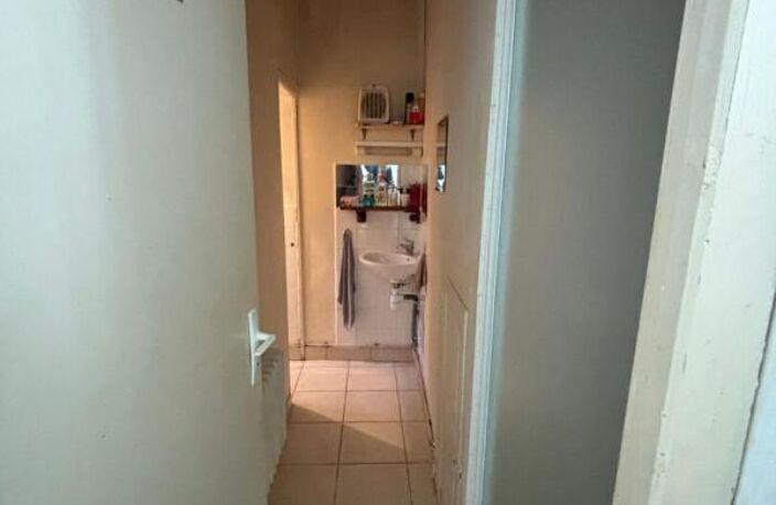 Immeuble La Charite Sur Loire 7 pièce(s) 134 m2 - a raffraichir — photo 4