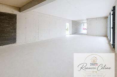 Immeuble  271575 €