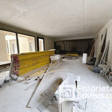 Immeuble  346125 €