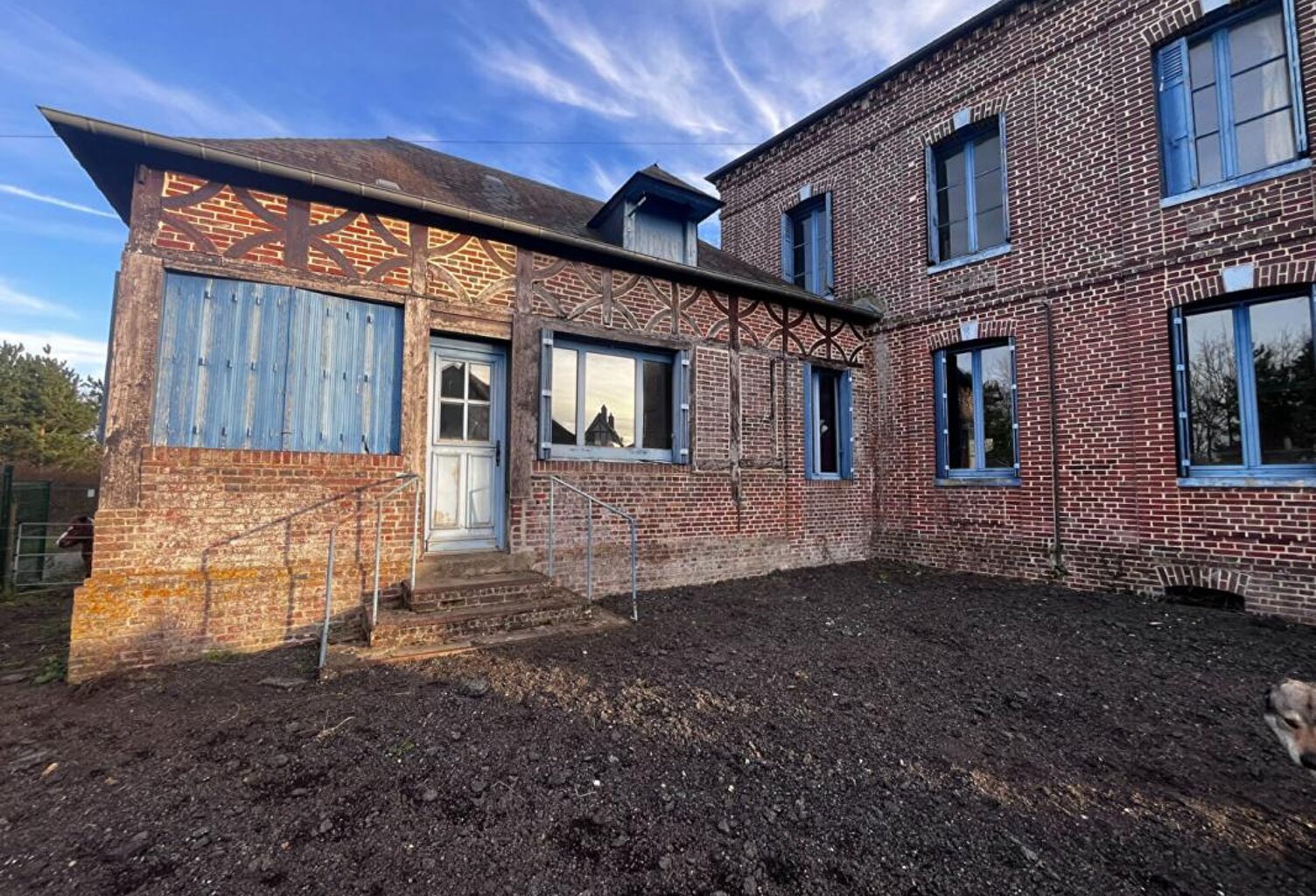 MAISON BOURGEOISE 10 PIECES 5 CHAMBRES 178 M2 ET DEPENDANCE 125M2 — photo 1
