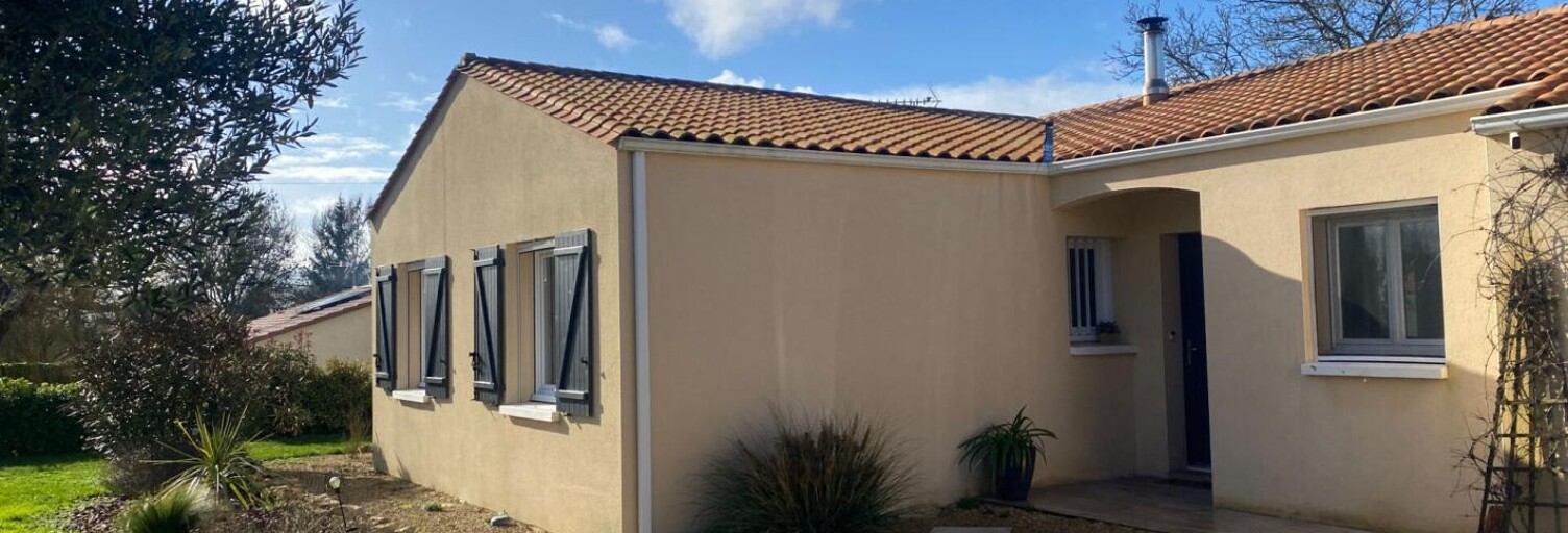 Maison 5 Pièces 118 m² à vendre à Aigondigné (79370)