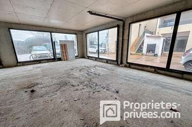 Immeuble  298200 €