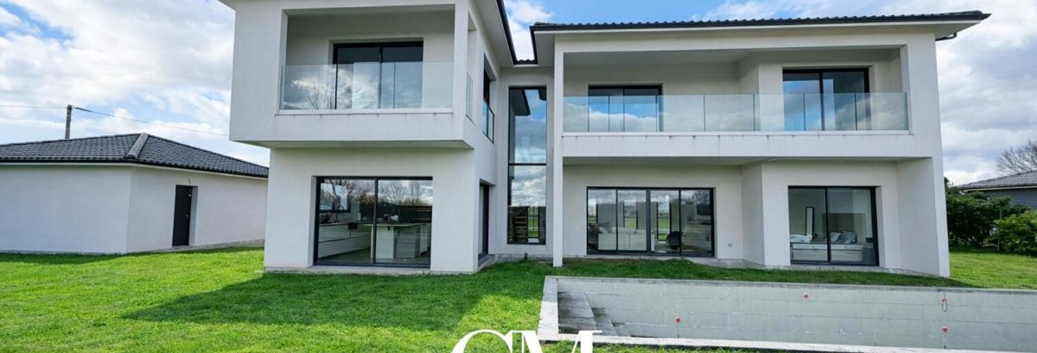 Maison 8 Pièces 215 m² à louer à Camblanes-et-Meynac (33360)