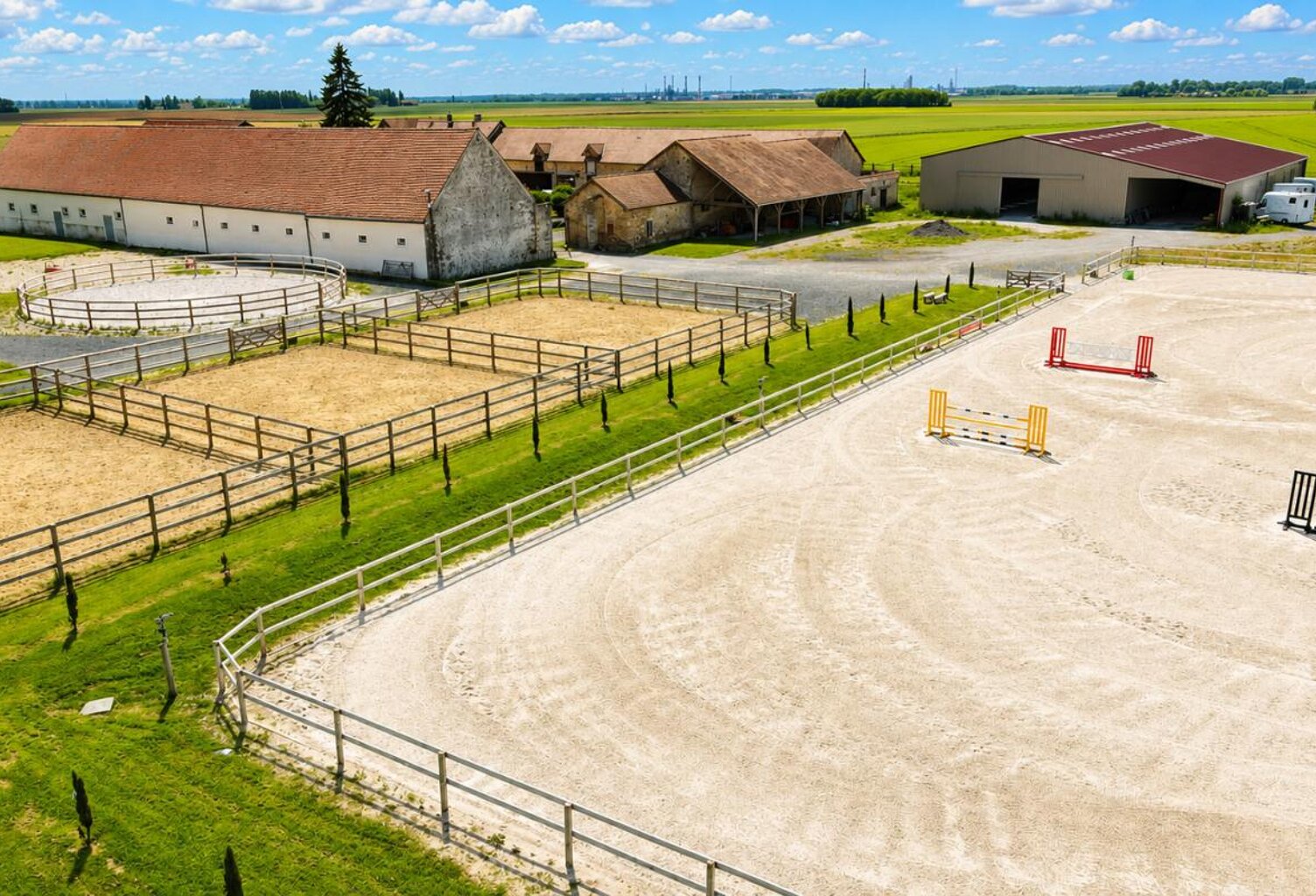 Corps de ferme Clos Fontaine 10 pièce(s) 200 m2 et 50000m2 — photo 1