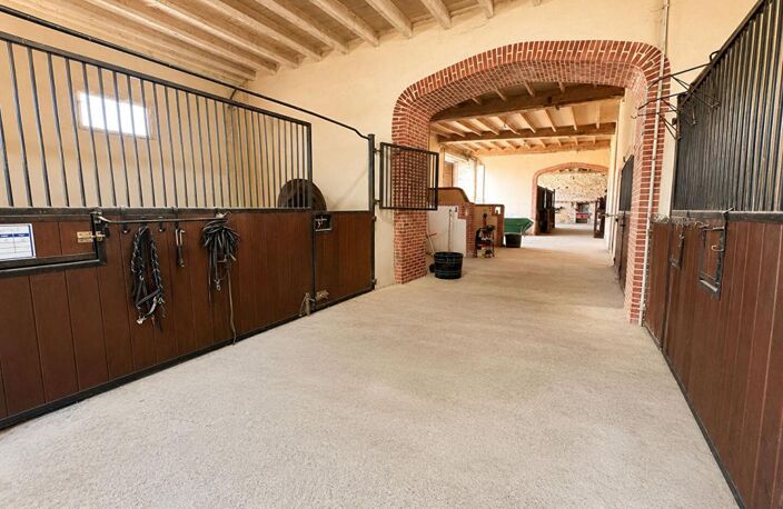 Corps de ferme Clos Fontaine 10 pièce(s) 200 m2 et 50000m2 — photo 4