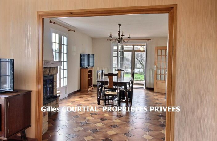 Espaly-Saint-Marcel 43000 maison individuelle sur 2 niveaux 158 m² 5 chambres double garage cave sur 995 m² de terrain — photo 3