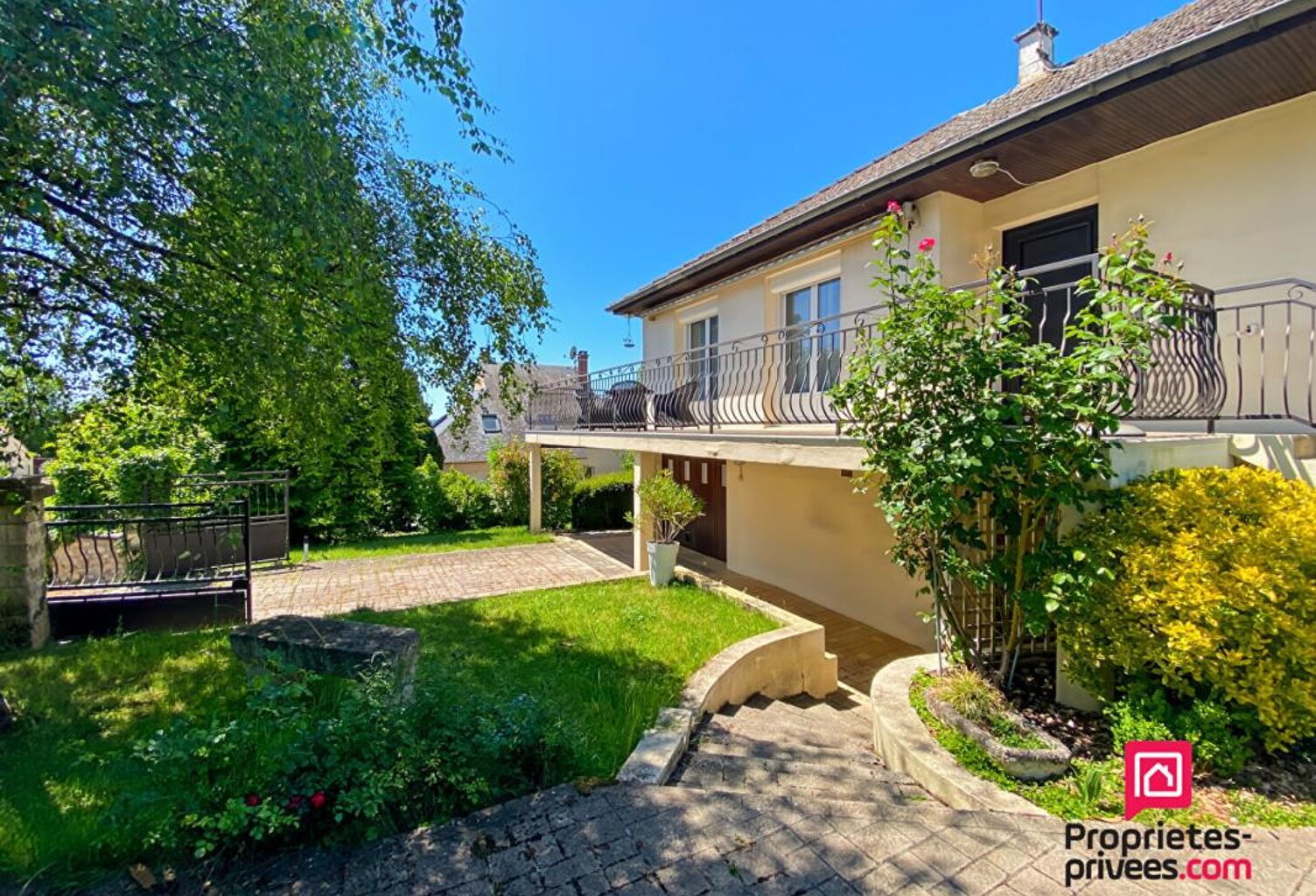 Proche Avallon Maison avec jardin rénovée — photo 1