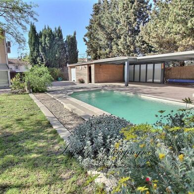 Maison 4 pièces 300000 €