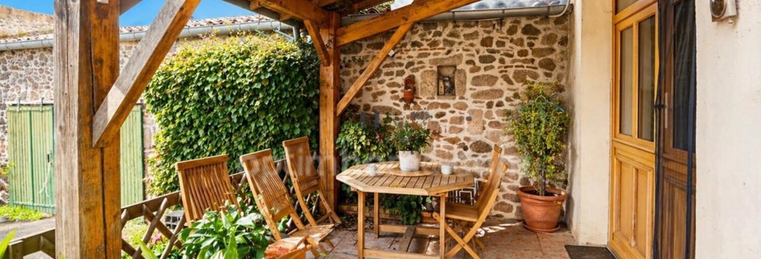 Maison 8 Pièces 185 m² à vendre à Cholet (49300)