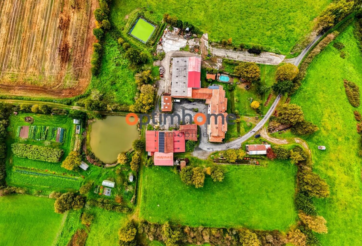 Ancien corps de ferme de caractère - Propriété familiale avec dépendances - 4 hectares avec étang privé - Idéal projet familial, agricole ou équestre - Fort potentiel touristique et gîtes - Environnem — photo 1