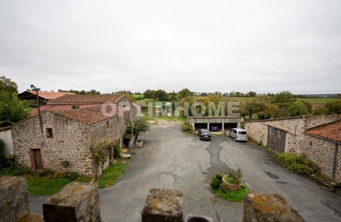 Ancien corps de ferme de caractère - Propriété familiale avec dépendances - 4 hectares avec étang privé - Idéal projet familial, agricole ou équestre - Fort potentiel touristique et gîtes - Environnem — photo 3