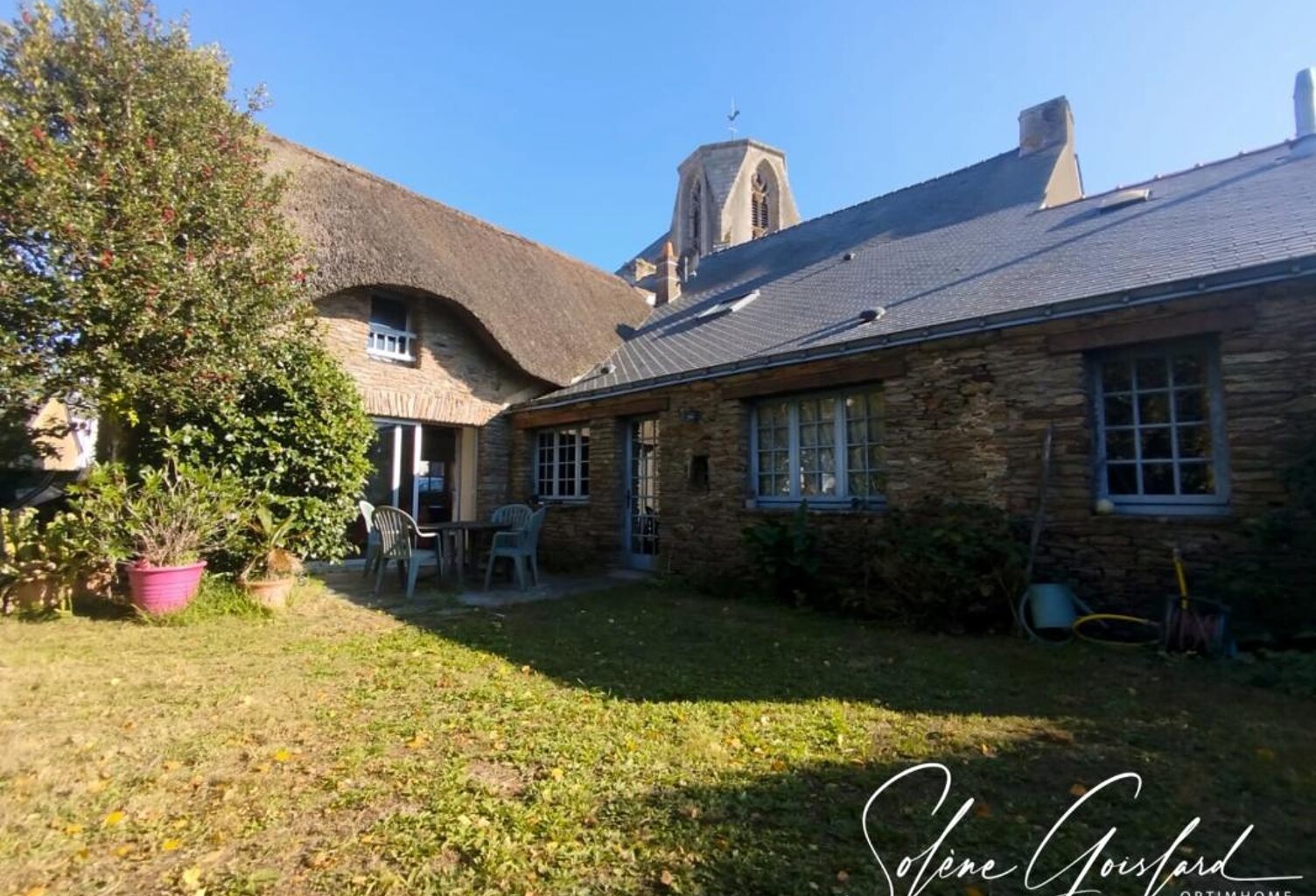 Ensemble immobilier !! RARE SUR LE MARCHÉ !! Chaumière et locaux commerciaux loués à 5 min des plages — photo 1