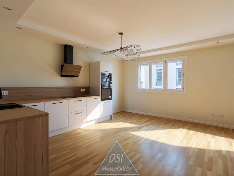 ✨ Superbe T4 entièrement rénové – Quartier Charpennes / Limite 6eme ✨ — photo 1
